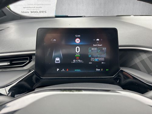 https://csb-strapi-files.fsn1.your-objectstorage.com/inventory-cars/images/fbd78a7bca2b78cdaf46ccb08c846aaad0a8ed34/11_500_4075.jpg