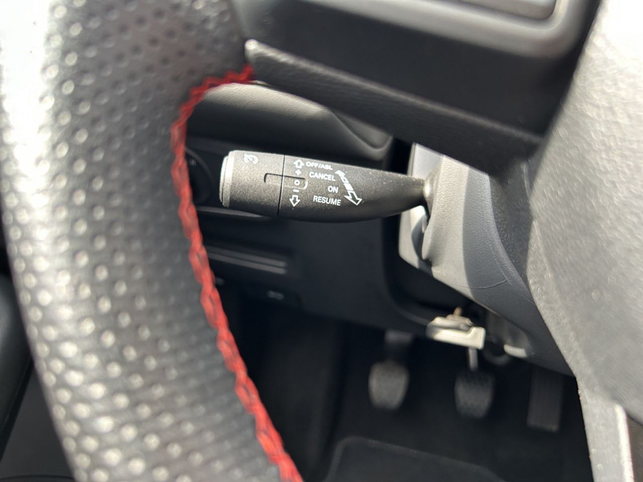 https://csb-strapi-files.fsn1.your-objectstorage.com/inventory-cars/images/fc1445f2384175edf6377d00abbd629f057cb132/15_1280_3693.jpg