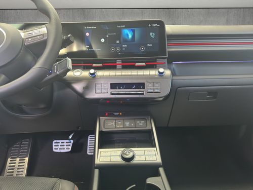 https://csb-strapi-files.fsn1.your-objectstorage.com/inventory-cars/images/fd31e4fe4b492a5462eface3df5ad8d84e1e2e7f/16_500_7088.jpg