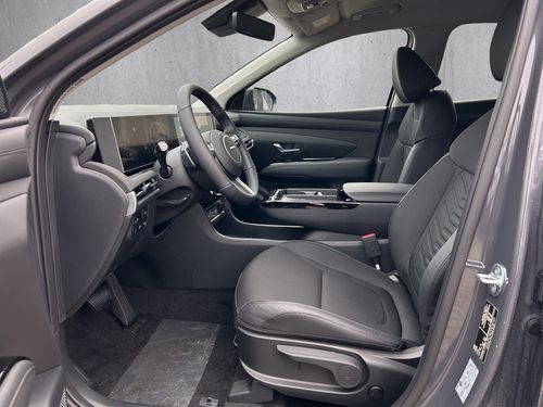 https://csb-strapi-files.fsn1.your-objectstorage.com/inventory-cars/images/fd58e1dea54bd254e29e8dc01a85adf4fc80fd85/10_500_7474.jpg