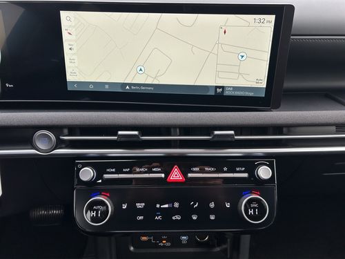 https://csb-strapi-files.fsn1.your-objectstorage.com/inventory-cars/images/fd58e1dea54bd254e29e8dc01a85adf4fc80fd85/17_500_1985.jpg