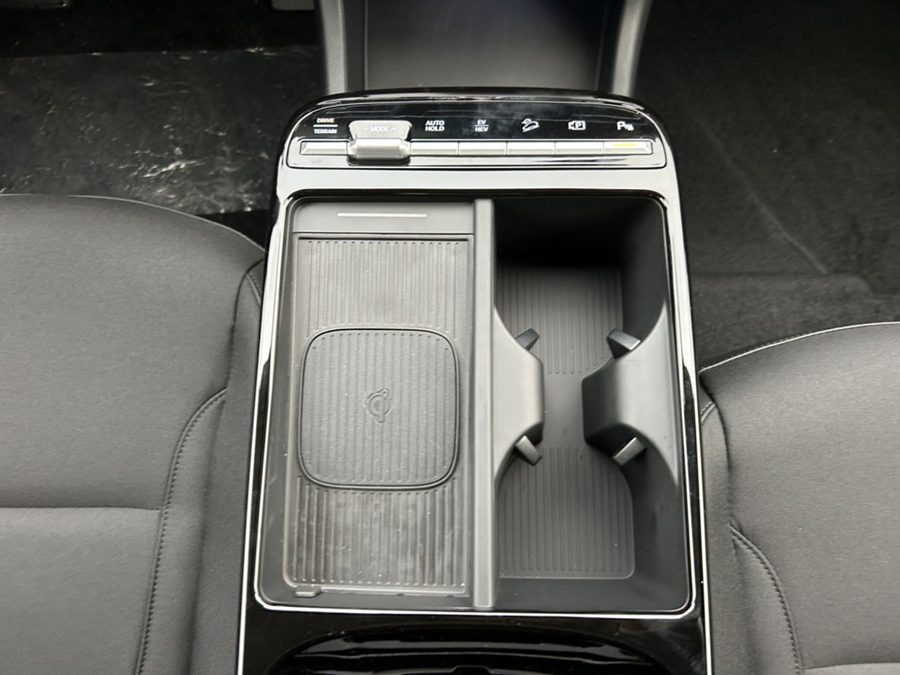 https://csb-strapi-files.fsn1.your-objectstorage.com/inventory-cars/images/fd58e1dea54bd254e29e8dc01a85adf4fc80fd85/18_1280_8628.jpg