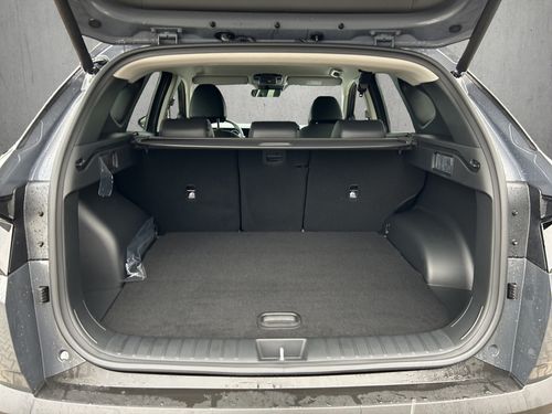 https://csb-strapi-files.fsn1.your-objectstorage.com/inventory-cars/images/fd58e1dea54bd254e29e8dc01a85adf4fc80fd85/5_500_5133.jpg