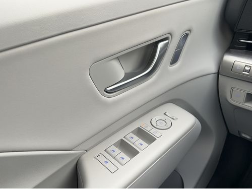 https://csb-strapi-files.fsn1.your-objectstorage.com/inventory-cars/images/fe0adcd8a10d0d29da32df93fb9ce9155d370c44/13_500_9482.jpg