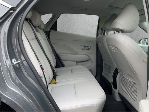 https://csb-strapi-files.fsn1.your-objectstorage.com/inventory-cars/images/fe0adcd8a10d0d29da32df93fb9ce9155d370c44/19_500_6990.jpg