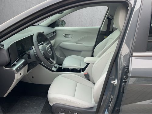 https://csb-strapi-files.fsn1.your-objectstorage.com/inventory-cars/images/fe0adcd8a10d0d29da32df93fb9ce9155d370c44/9_500_7375.jpg
