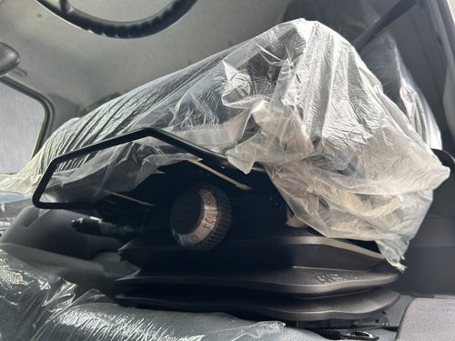https://csb-strapi-files.fsn1.your-objectstorage.com/inventory-cars/images/ff56847c42e185c1a6e77b640ea7563ef814177b/17_500_2287.jpg
