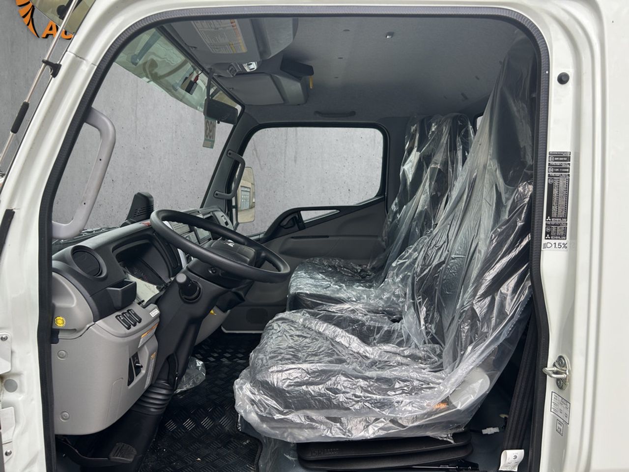 https://csb-strapi-files.fsn1.your-objectstorage.com/inventory-cars/images/ff56847c42e185c1a6e77b640ea7563ef814177b/9_1280_6854.jpg