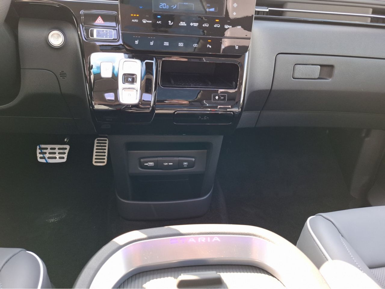 https://csb-strapi-files.fsn1.your-objectstorage.com/inventory-cars/images/ffb86ead50ef4412464a61f79e54770853878958/16_1280_6051.jpg