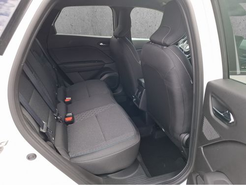 https://csb-strapi-files.fsn1.your-objectstorage.com/inventory-cars/images/fff9b338502f3cee6b898de1e1bb3715159278d8/18_500_5776.jpg