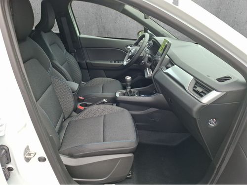 https://csb-strapi-files.fsn1.your-objectstorage.com/inventory-cars/images/fff9b338502f3cee6b898de1e1bb3715159278d8/19_500_6307.jpg