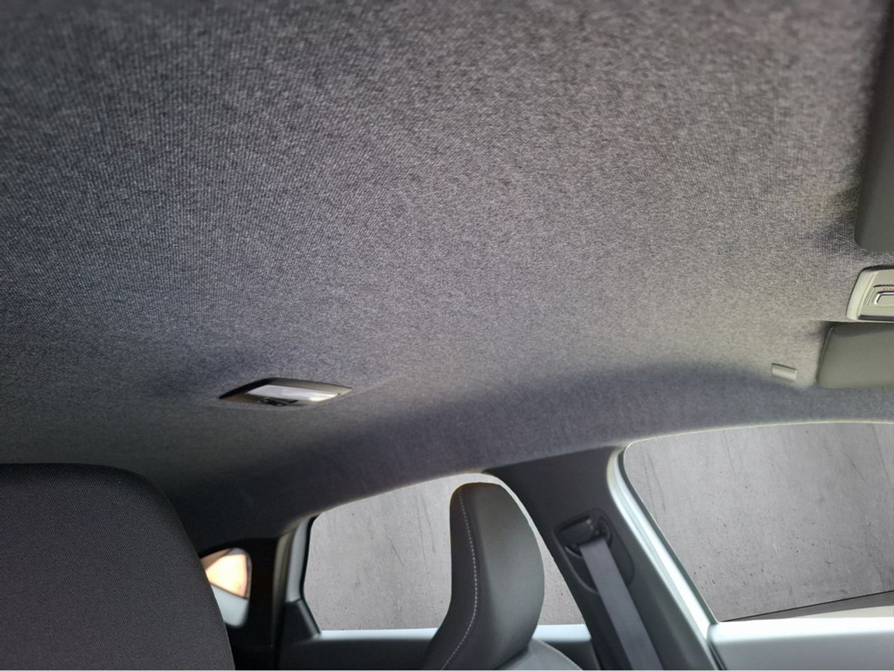 https://csb-strapi-files.fsn1.your-objectstorage.com/inventory-cars/images/fff9b338502f3cee6b898de1e1bb3715159278d8/21_1280_7654.jpg